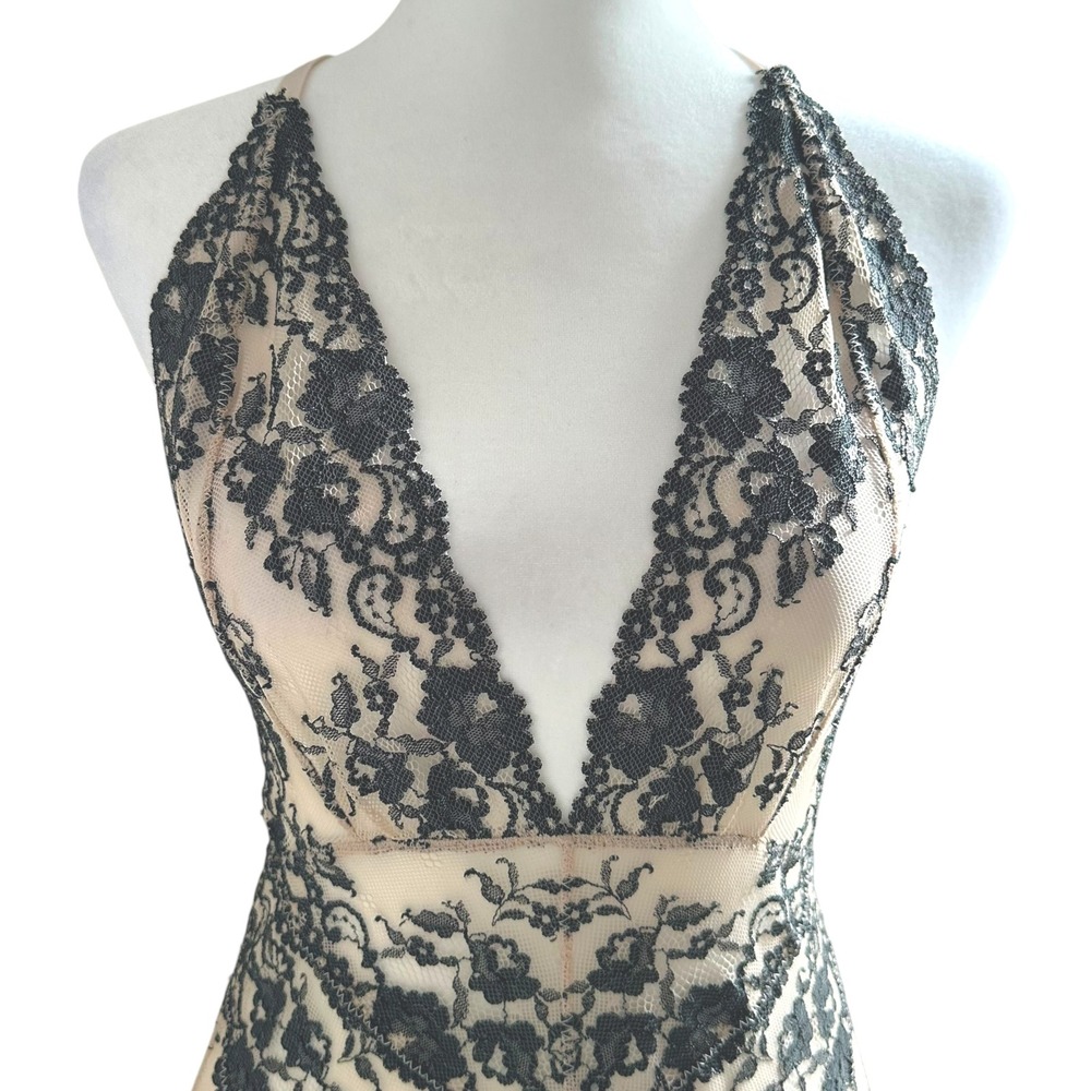 Intimately Free People Black Lace Deep V Halter Bodysuit Nude Mesh Size Small - Picture 2 of 6